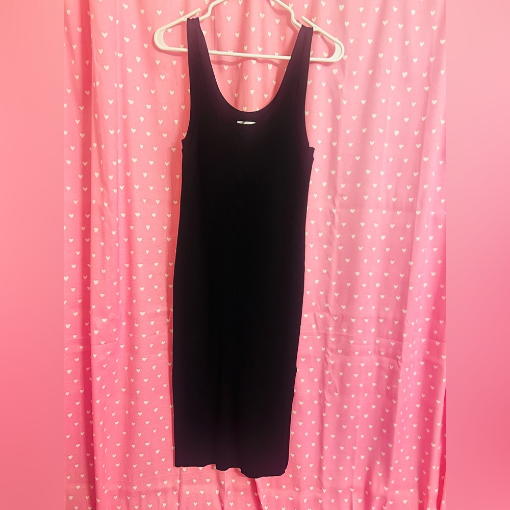 Chic Black Midi Dress